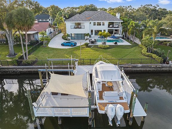 5th image of 4213 DEEPWATER LANE