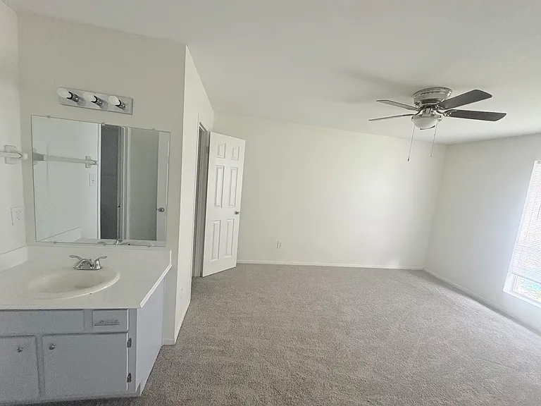 Apt 804 Bedroom