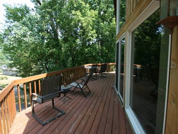 Deck View