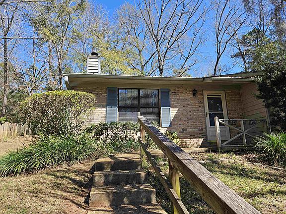 3rd image of 3045 Rain Valley Cir