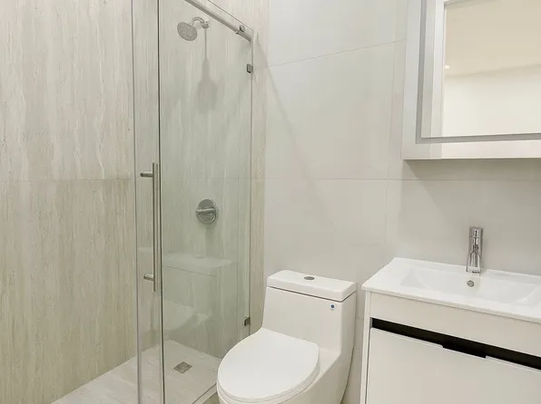 187 Bond Street image 11 of 12