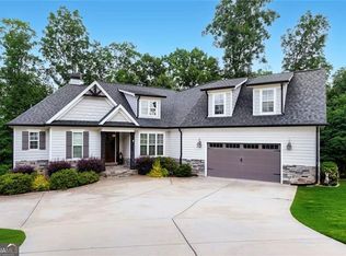 115 Rowboat Dr, Fayetteville, GA 30215