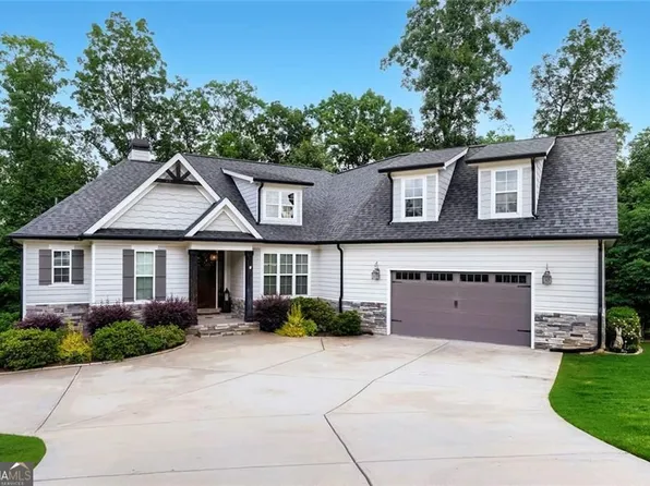 115 Rowboat Dr, Fayetteville, GA 30215