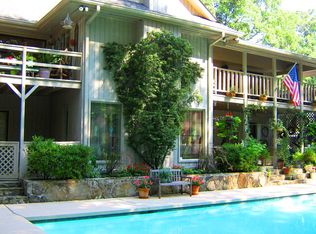3513 Clubland Dr, Marietta, GA 30068