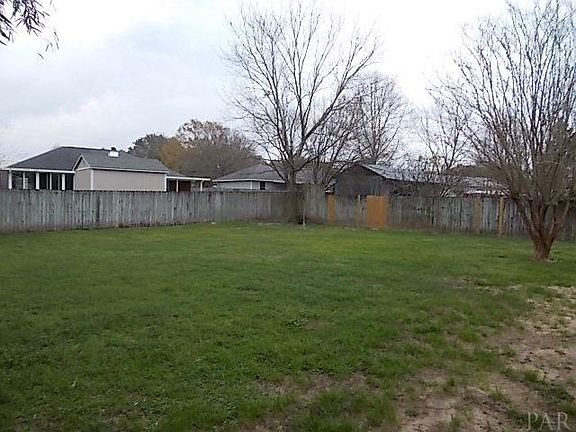 4th image of 214 Clearfield Dr
