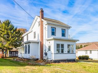 38 Franklin St, Weatherly, PA 18255