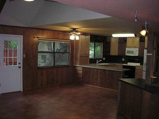 3rd image of 7630 S SUSAN ELAINE DR