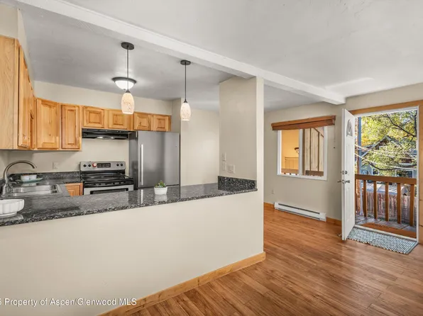 718 Main St, Carbondale, CO 81623