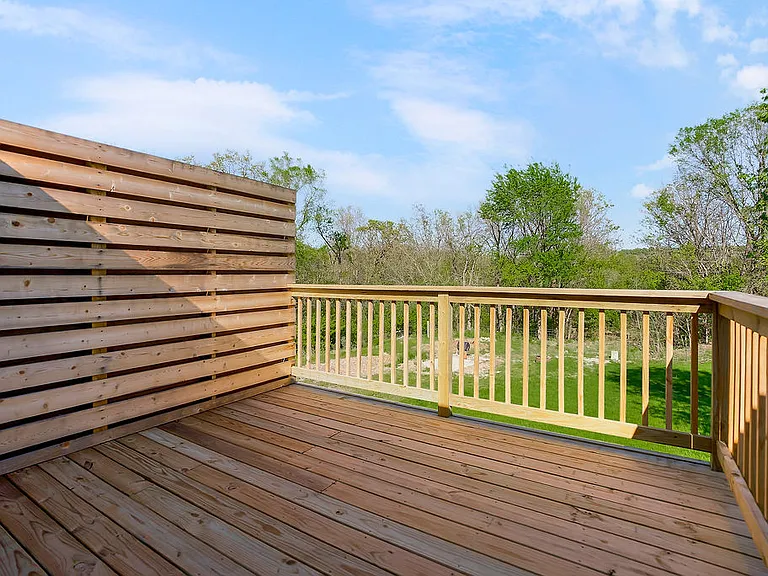 5131 Woodland Dr — Photo 16