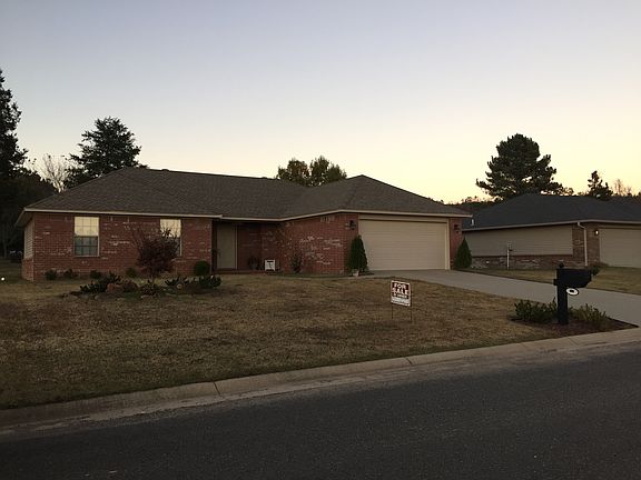 2nd image of 302 Willow Oak Dr