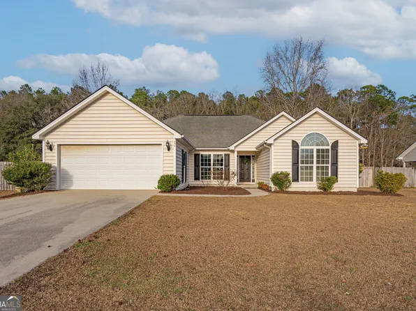 404 Sir Arthur Ct, Guyton, GA 31312