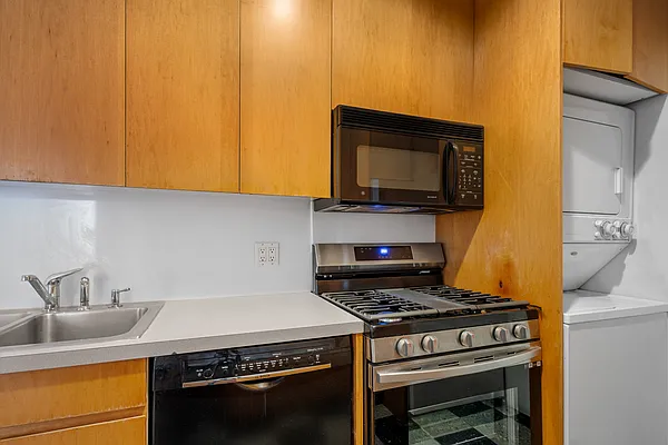 Sold by Corcoran | media 20