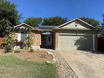 1st image of 205 Wisteria Dr