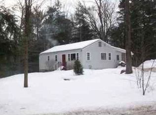 7 Pine Rd, Petersburg, NY 12138