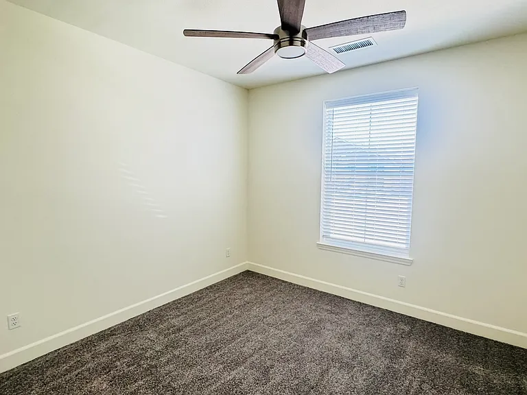 1151 Dapple Dr — Photo 4