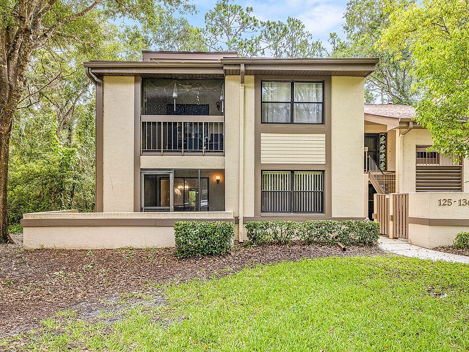 1st image of 125 Woodlake Wynde