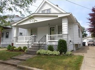 2104 Dowd Ave, Lakewood, OH