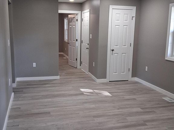 3rd image of 2307 Carey Road