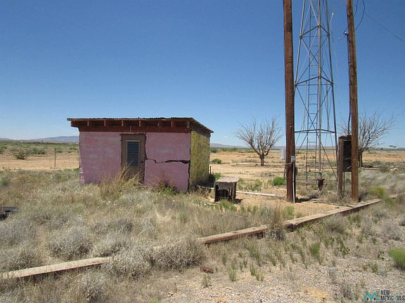 3rd image of 27 Cutter Rd