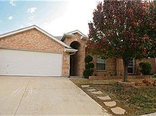 7911 Nighthawk Trl, Arlington, TX 76002