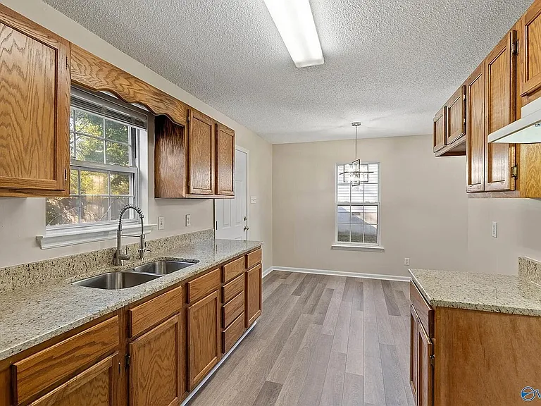 3103 Sonya Dr NW — Photo 9