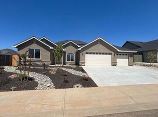 3426 Laver St, Redding, CA 96002