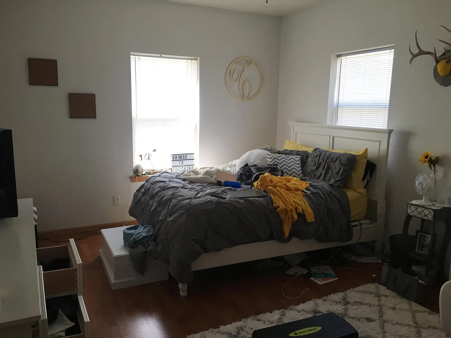 3 bed, 1200 sqft, $1,950 — Photo 4