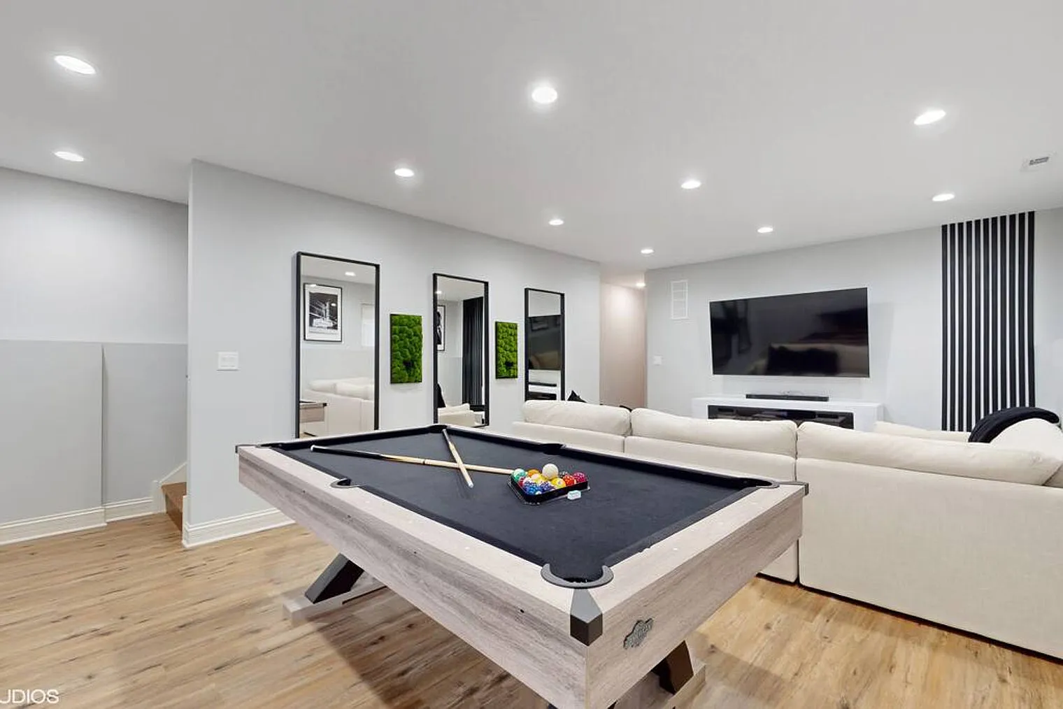 4 bed, 2.0 bath, 1496 sqft, $4,534 — Photo 1