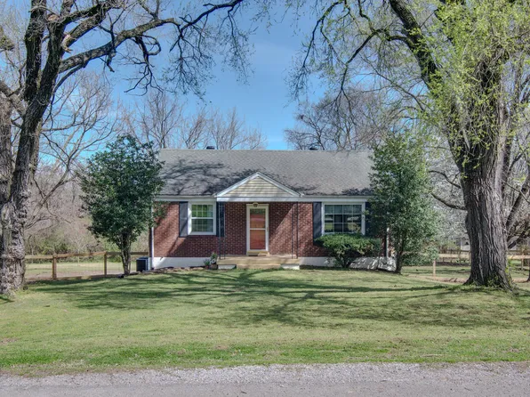 2245 Berrywood Rd, Nashville, TN 37216