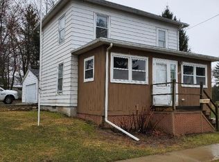 400 S Depot St, Fox Lake, WI 53933