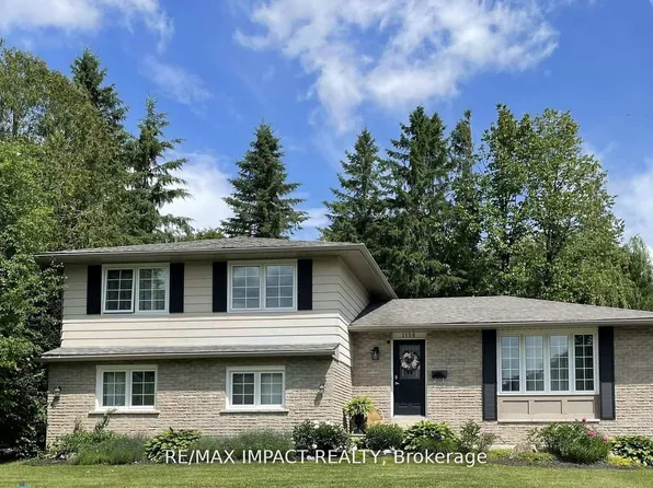 1158 Weller St, Peterborough, ON K9J 7M8