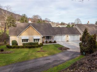 471 Cardinal Ln, Waynesville, NC 28786