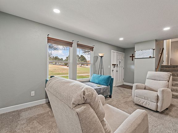 4th image of 3625 Montebello Dr