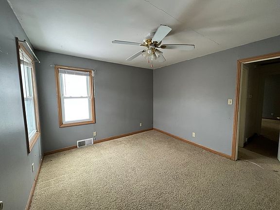 5th image of 820 E Randolph St