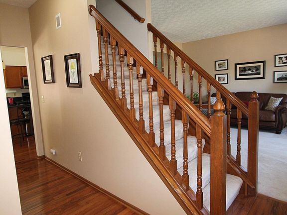 4th image of 844 Bernese Ct