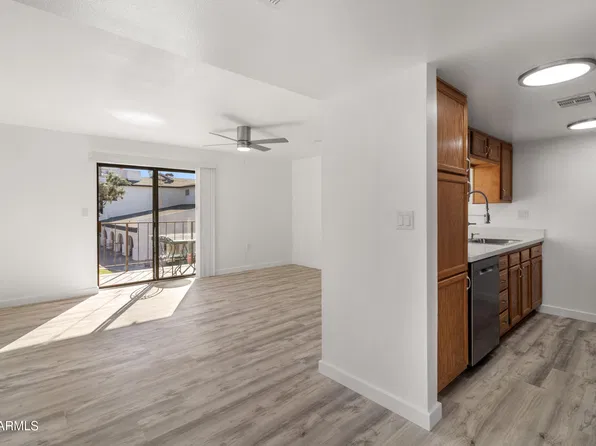 3033 E DEVONSHIRE Avenue #2005, Phoenix, AZ 85016
