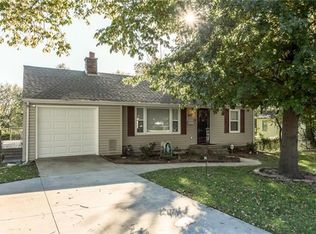 9117 Cherry St, Kansas City, MO 64131