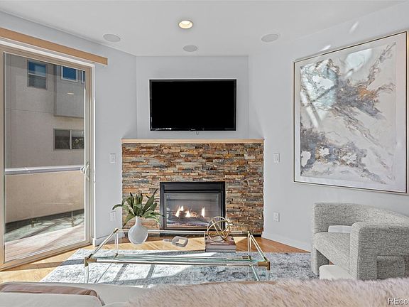 3rd image of 2020 E 20th Avenue