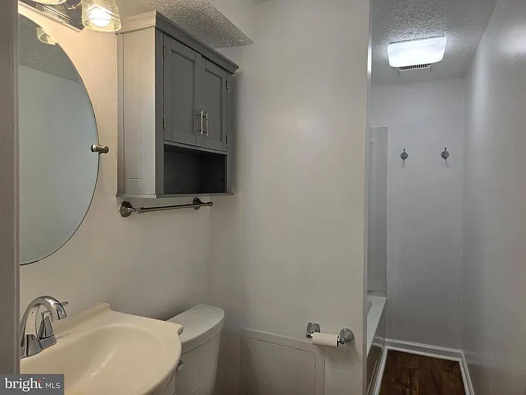 112 E Pall Mall St #2 — Photo 14