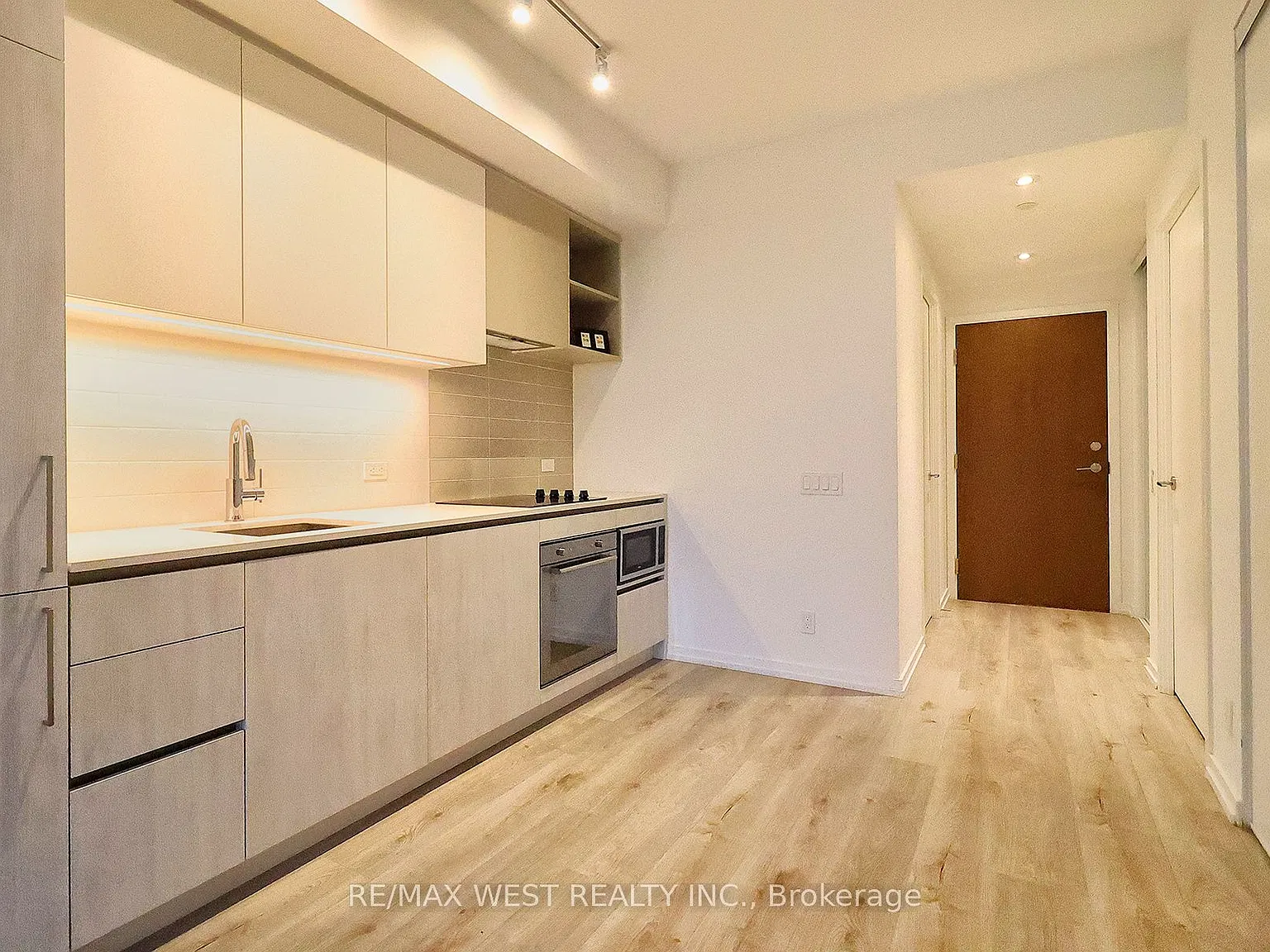 2 bed, $2,250 — Photo 2