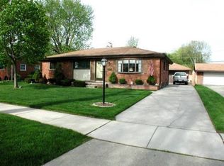 5548 W Brookside Dr, Dearborn Heights, MI 48125