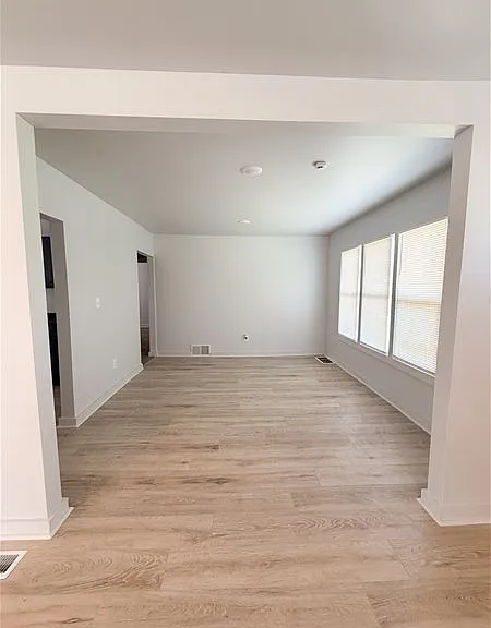 13395 Maiden St — Photo 3
