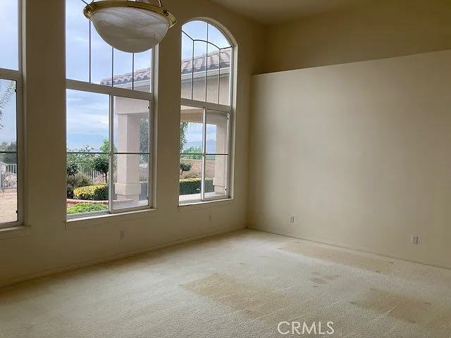 13428 Canyon Crest Rd — Photo 16