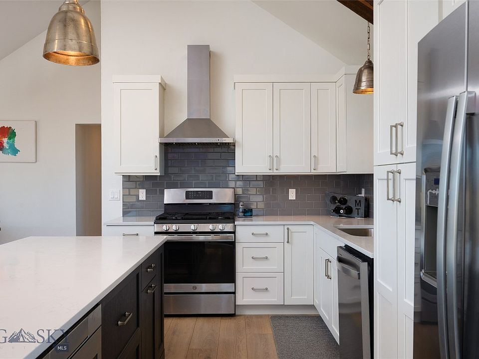 13th image of this home