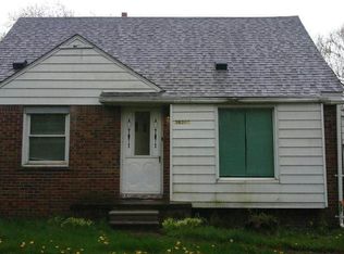 26265 S River Park Dr, Inkster, MI 48141