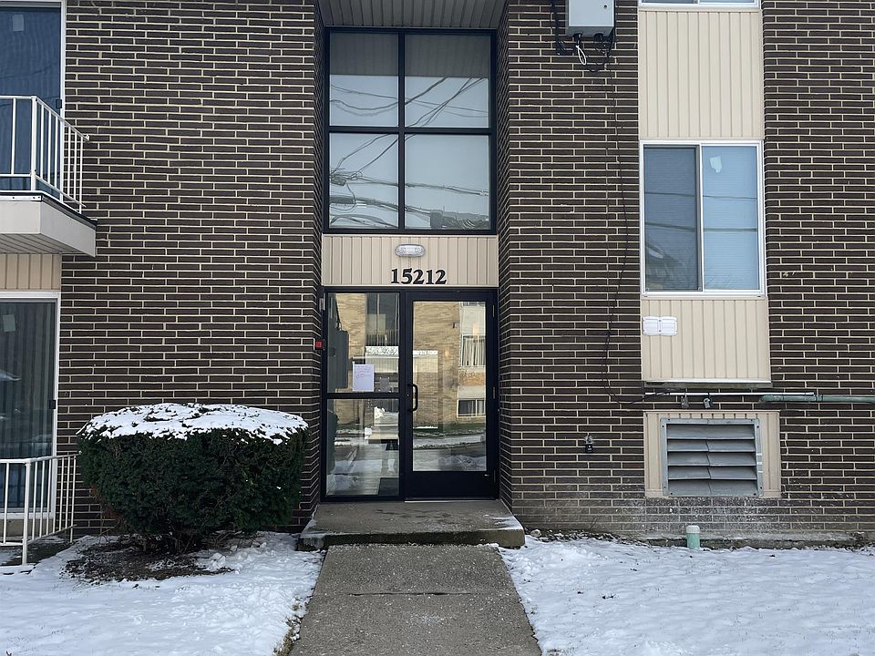 1st image of 15212 Maple Park Dr APT 1