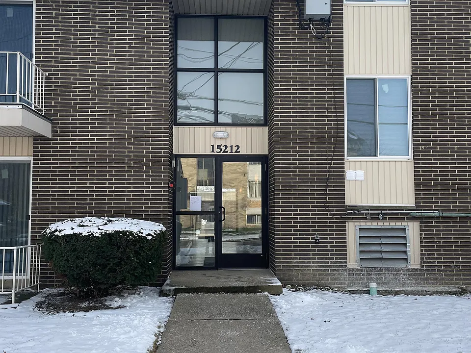 15212 Maple Park Dr #1