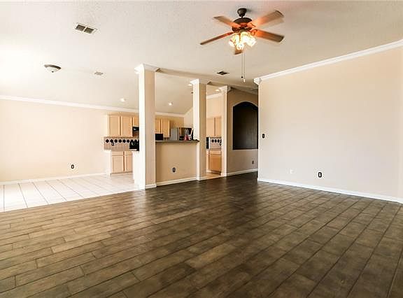 3rd image of 2322 Mainsail Ln