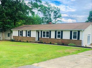 401 Timberlane Rd, Greer, SC 29651