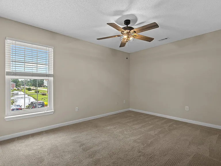 3675G Claypond Rd #3675-G — Photo 43